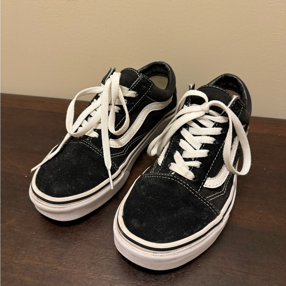 Vans US women’s size 7.5,US Men’s 6